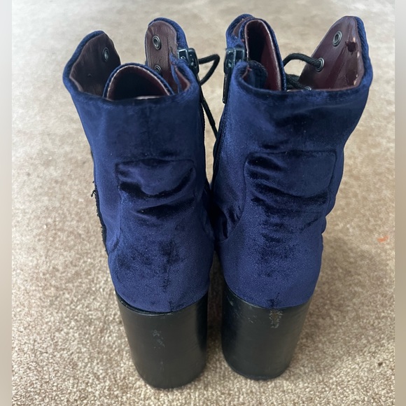 Report Signature Blue Suede Lace Up Boot Sz 9 - Picture 4 of 5